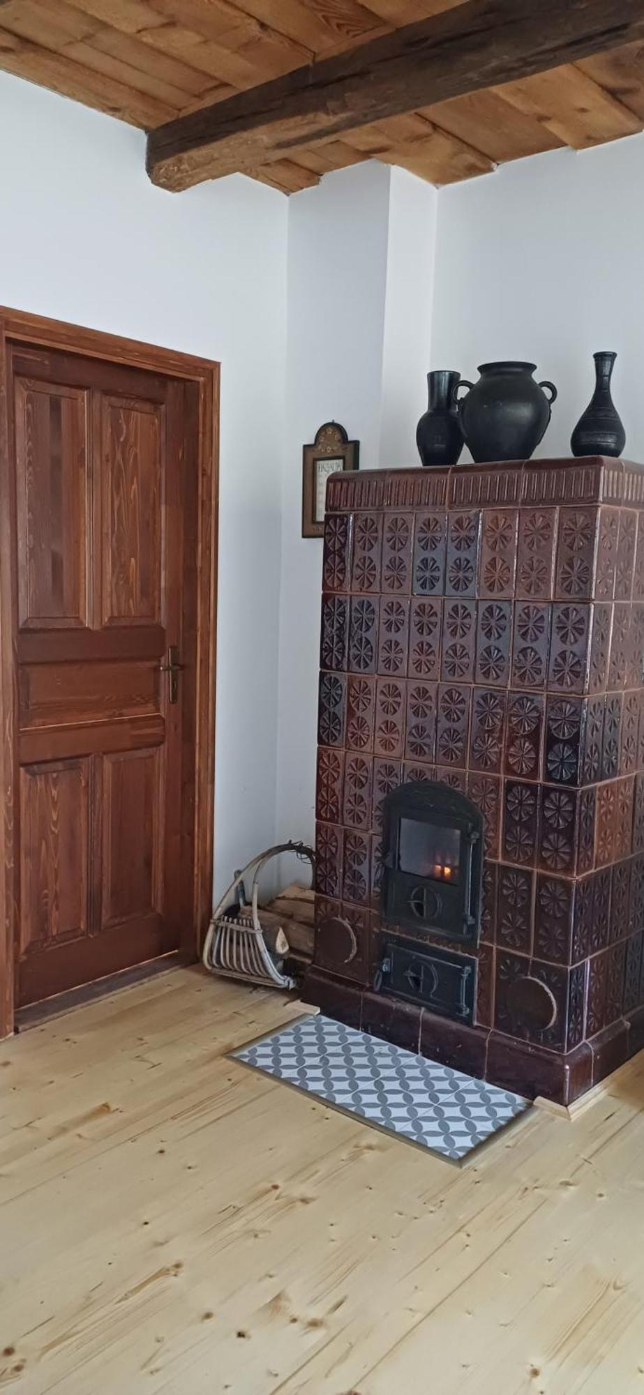 Karadi Vendeghaz Apartment *